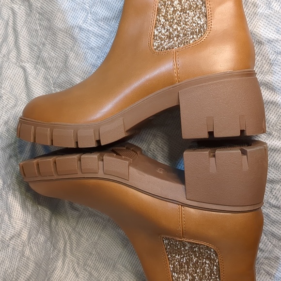 Universal Thread Stylish Tan Ankle Boots for Women - Picture 9 of 16